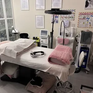 Professional and hygienic microblading studio for mature women in Reading UK